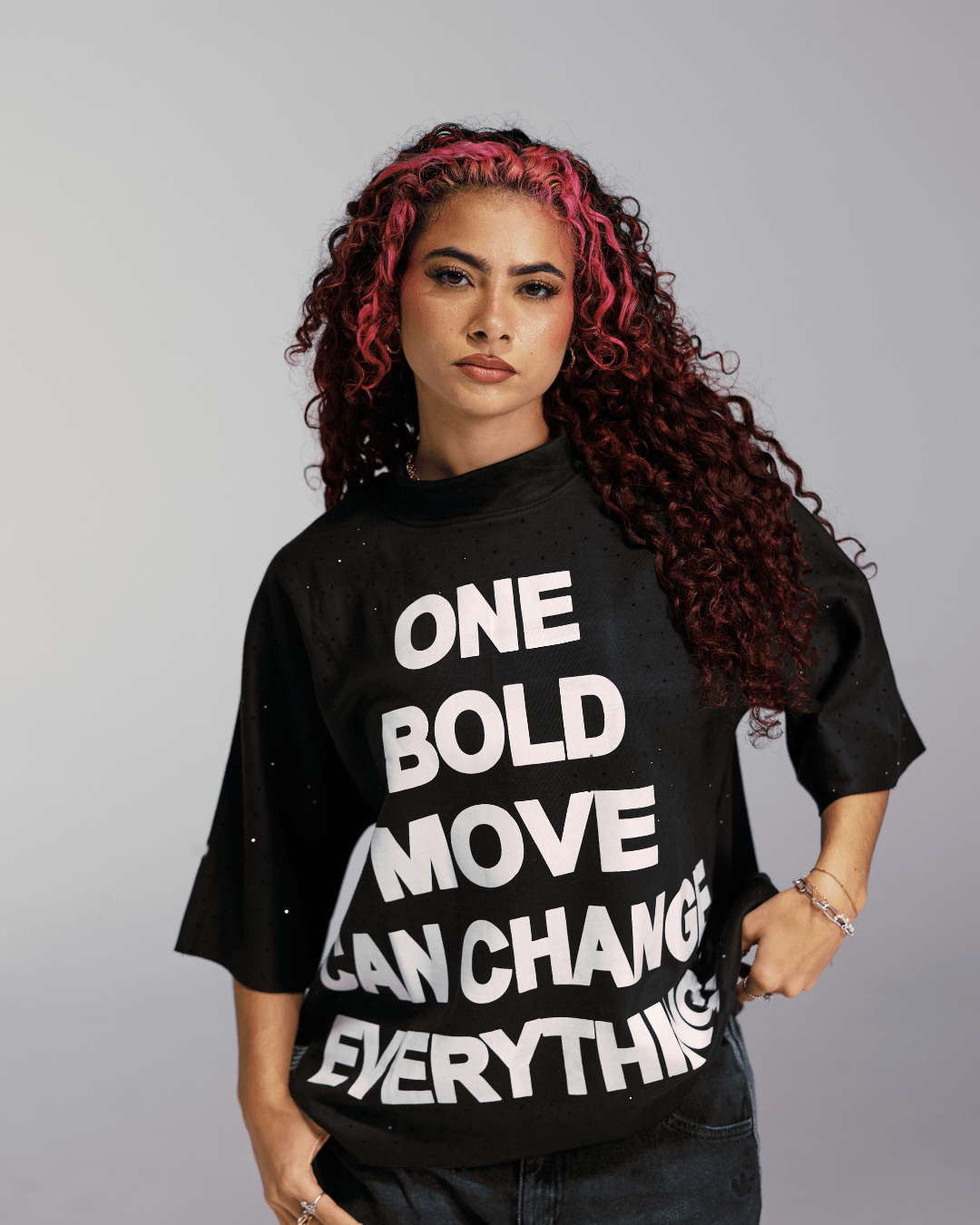 ONE BOLD MOVE TEE (Black)